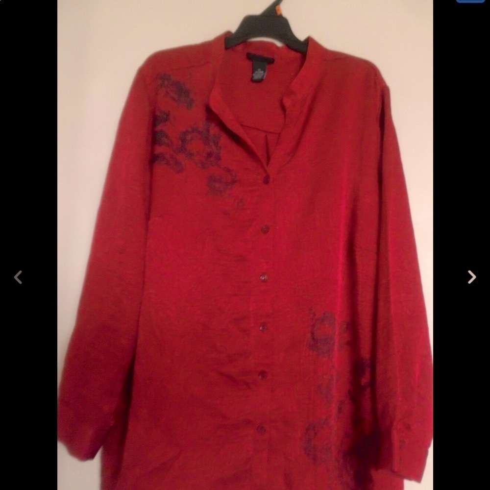 Maggie Barns red button down blouse textured fall 0x silky